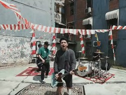 Mixed Feelings Hasil Kolaborasi Pee Wee Gaskins dan Erix Soekamti