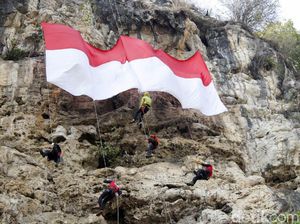 74 Tahun Indonesia Merdeka, Hukum Adat Hilang Ditelan Hukum Belanda 74 Tahun Indonesia Merdeka, Hukum Adat Hilang Ditelan Hukum Belanda