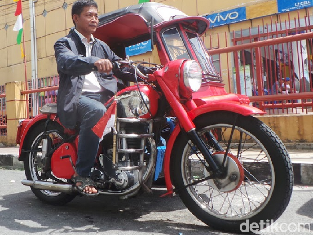 Motor Zaman Perang Dijadikan Becak, Diharapkan Tak Punah Motor Zaman Perang Dijadikan Becak, Diharapkan Tak Punah