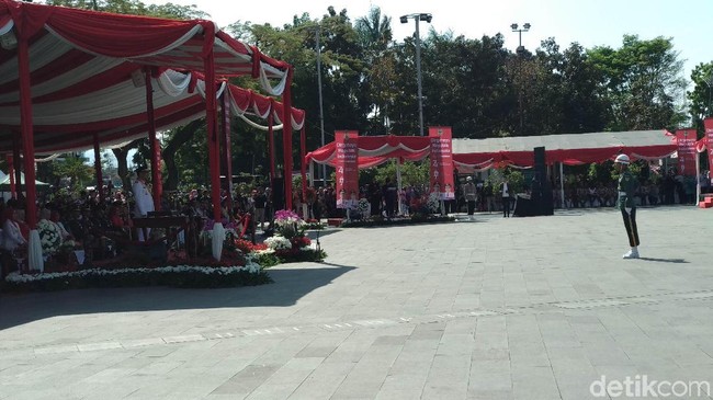 Upacara HUT Ke-74 RI, Ridwan Kamil Pamer Kemajuan Jabar