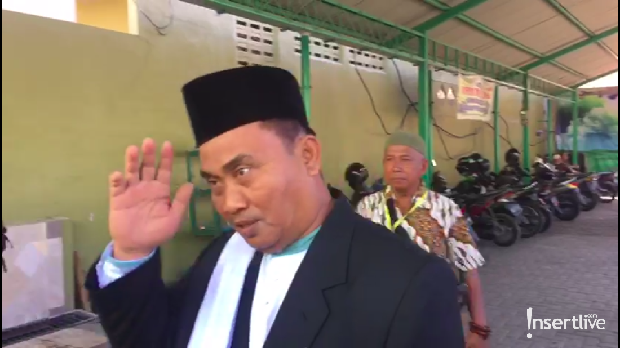 Penghulu Cut Meyriska dan Roger Danuarta