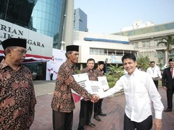 Di HUT ke-74 RI, Pupuk Indonesia Bantu Renovasi Masjid Hingga Bangun MCK