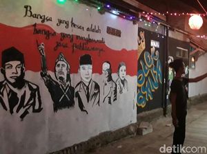 Merawat Kebhinekaan Ala Kampung 1.000 Lampion di Indramayu Merawat Kebhinekaan Ala Kampung 1.000 Lampion di Indramayu