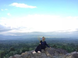 Memukau, Ini Keindahan di Atas Puncak Bukit Kandis