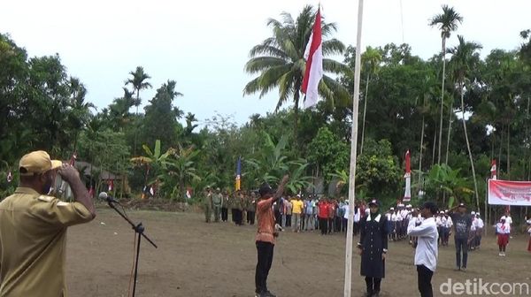 Melihat Desa di Papua yang Baru Pertama Kali Rayakan Kemerdekaan HUT RI