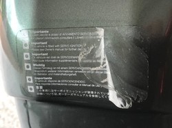 Cara Benar Menghilangkan Bekas Stiker di Motor