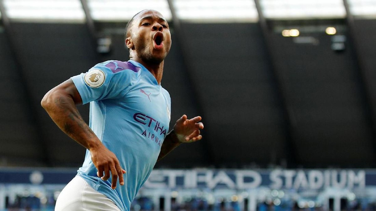Raheem Sterling masih kurang 15 gol dari target (Foto: Phil Noble/Reuters)