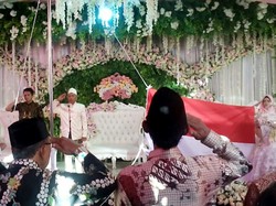 Merdeka! Pengantin di Kebumen Nikah Usai Upacara Bendera