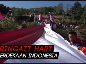 Merah Putih Sepanjang 400 Meter Terbentang di Bukit Tokka