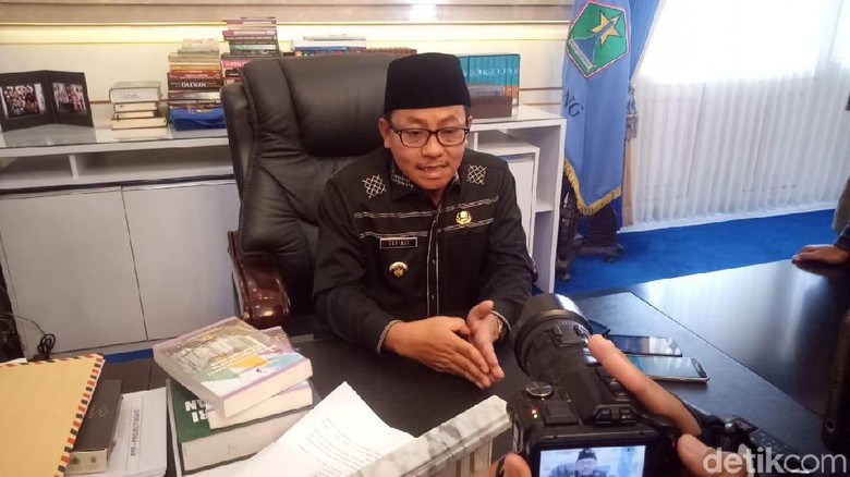 Wali Kota Malang Minta Maaf Atas Insiden Mahasiswa Papua dengan Warga Wali Kota Malang Minta Maaf Atas Insiden Mahasiswa Papua dengan Warga