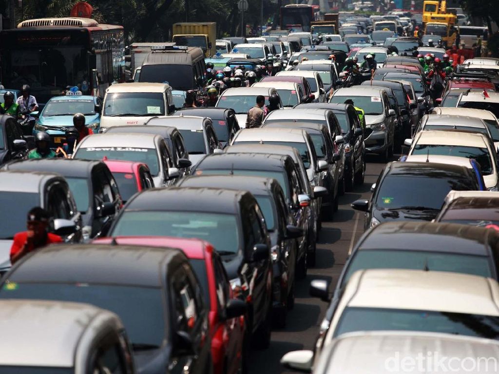Gerindra DKI Dukung Perluasan Ganjil Genap: Jalanan Sudah Semakin Crowded Gerindra DKI Dukung Perluasan Ganjil Genap: Jalanan Sudah Semakin Crowded