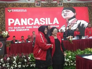 Megawati Lantik Risma Jadi Ketua Bidang Kebudayaan DPP PDIP
