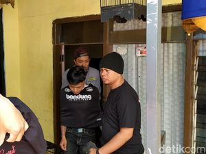 Polisi Tembak Bandit Spesialis Burung Mewah di Garut