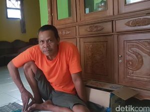 Ayah Korban Minta Polisi Segera Tangkap Pembunuh Sekeluarga di Serang Ayah Korban Minta Polisi Segera Tangkap Pembunuh Sekeluarga di Serang