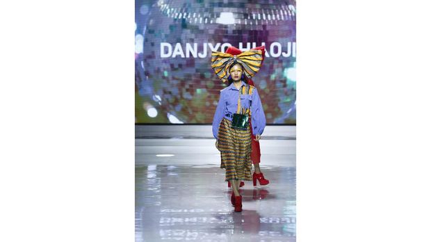 Danjyo Hiyoji dan Warna Disko yang 'Menyalak'
