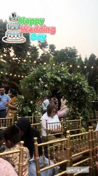 Unggahan Teman Mutia Ayu