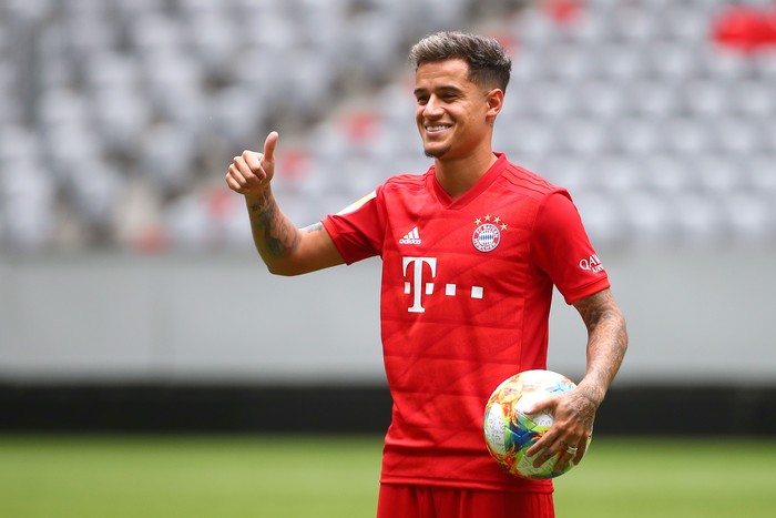 Soccer Football - Bayern Munich unveil Philippe Coutinho - Allianz Arena, Munich, Germany - August 19, 2019   Bayern Munichs Philippe Coutinho poses during the presentation   REUTERS/Michael Dalder