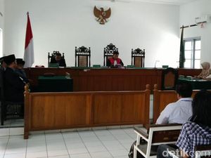 Hakim Tolak Praperadilan Kasus Tabrak Lari Overpass Manahan Solo Hakim Tolak Praperadilan Kasus Tabrak Lari Overpass Manahan Solo