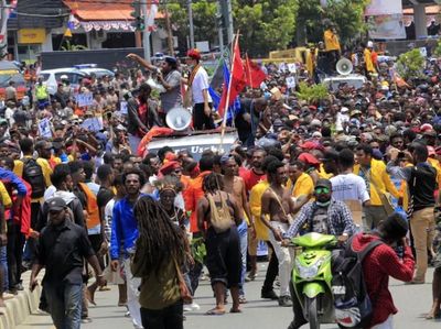 Massa di Jayapura Gelar Aksi Long March