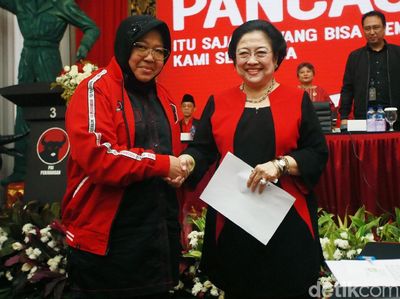 Momen Megawati Lantik Risma Jadi Ketua DPP PDIP