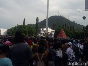 Pemprov Papua Pastikan Tak Ada Insiden Massa Turunkan Bendera Pemprov Papua Pastikan Tak Ada Insiden Massa Turunkan Bendera