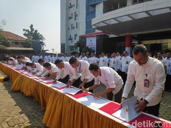 Wujudkan Zona Antikorupsi, 254 Pegawai LPSK Tanda Tangani Pakta Integritas
