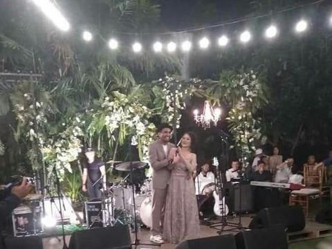 Glenn Fredly dan Ayu Mutia