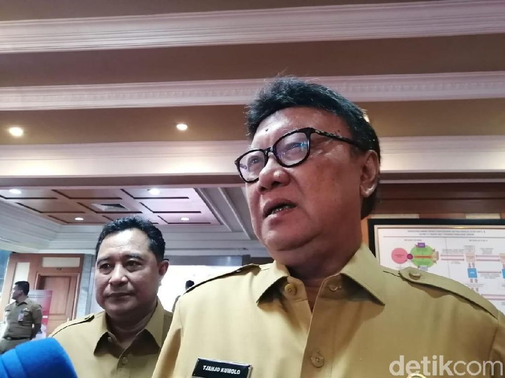 Mendagri Minta Gubernur Se-Indonesia Turut Sejukkan Hati Warga Papua Mendagri Minta Gubernur Se-Indonesia Turut Sejukkan Hati Warga Papua