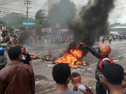 Gubernur Papua Barat Minta Polisi Proses Pelaku Perusakan di Manokwari