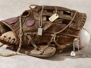 Tiffany & Co. Rilis Koleksi Perhiasan Khusus Pria