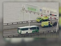 Pria Bersenjata Sandera 37 Penumpang Bus di Brasil