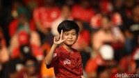 Jakmania cilik juga hadir dalam laga lanjutan Liga 1 antara Persija melawan Kalteng Putra.