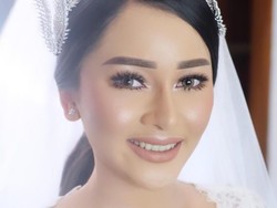 Makeup Artist Ungkap Permintaan Mutia Ayu Saat Menikah dengan Glenn Fredly