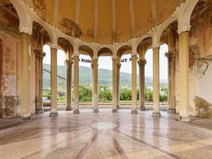 Reruntuhan Eks Uni Soviet yang Bikin Melongo