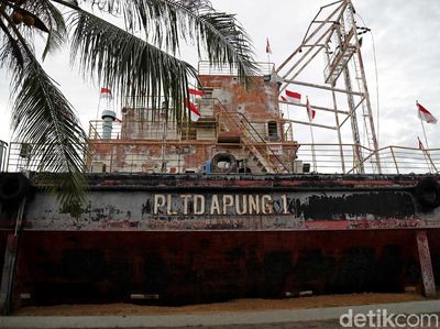 Melihat Lebih Dekat Situs Tsunami PLTD Apung di Aceh