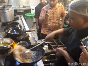 Bertemu Nasi Goreng Hingga Pepes Tahu di Restoran India