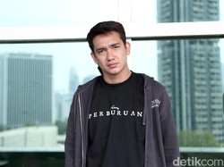 Netter Tergocek Faye Nicole, Adipati Ternyata Mesra dengan Valeria Stahl