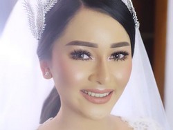 Mutia Ayu Pindah Agama Demi Glenn Fredly?