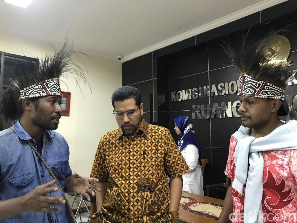 Komnas HAM Telusuri Dugaan Rasisme di Asrama Papua Surabaya Komnas HAM Telusuri Dugaan Rasisme di Asrama Papua Surabaya