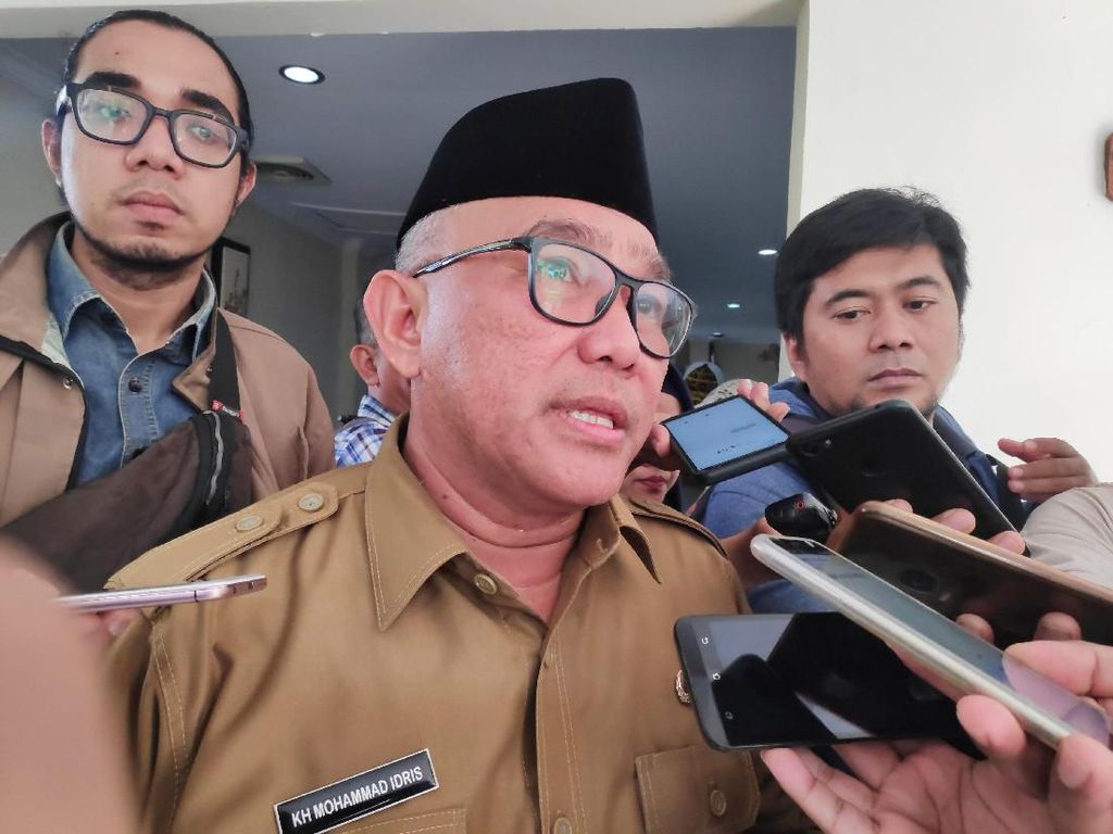 Idris Tegaskan Siap Maju di Pilwalkot Depok: Partai Masih Ragu-ragu Idris Tegaskan Siap Maju di Pilwalkot Depok: Partai Masih Ragu-ragu