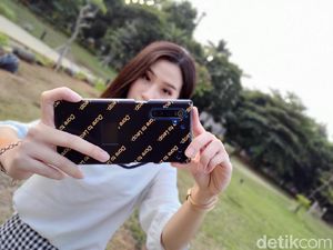 Menjajal Motret Pakai Kamera 64 MP Realme Menjajal Motret Pakai Kamera 64 MP Realme