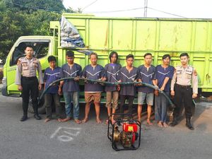 Pencuri Minyak Mentah di Sumsel Ditangkap Pencuri Minyak Mentah di Sumsel Ditangkap