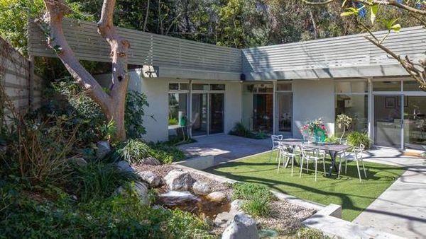 Captain Marvel Jual Rumah Rp 30 Miliar, Minat?