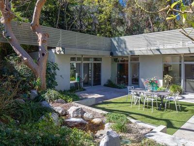 Captain Marvel Jual Rumah Rp 30 Miliar, Minat?