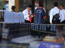 Jebol Atap, Abdul Curi Ribuan Bungkus Rokok di Minimarket Ciwidey