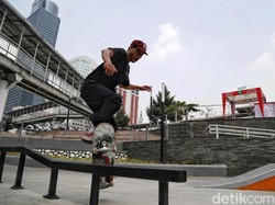 Skateboarder Trotoar Thamrin Ditertibkan, Bina Marga: Sudah Ada Skatepark