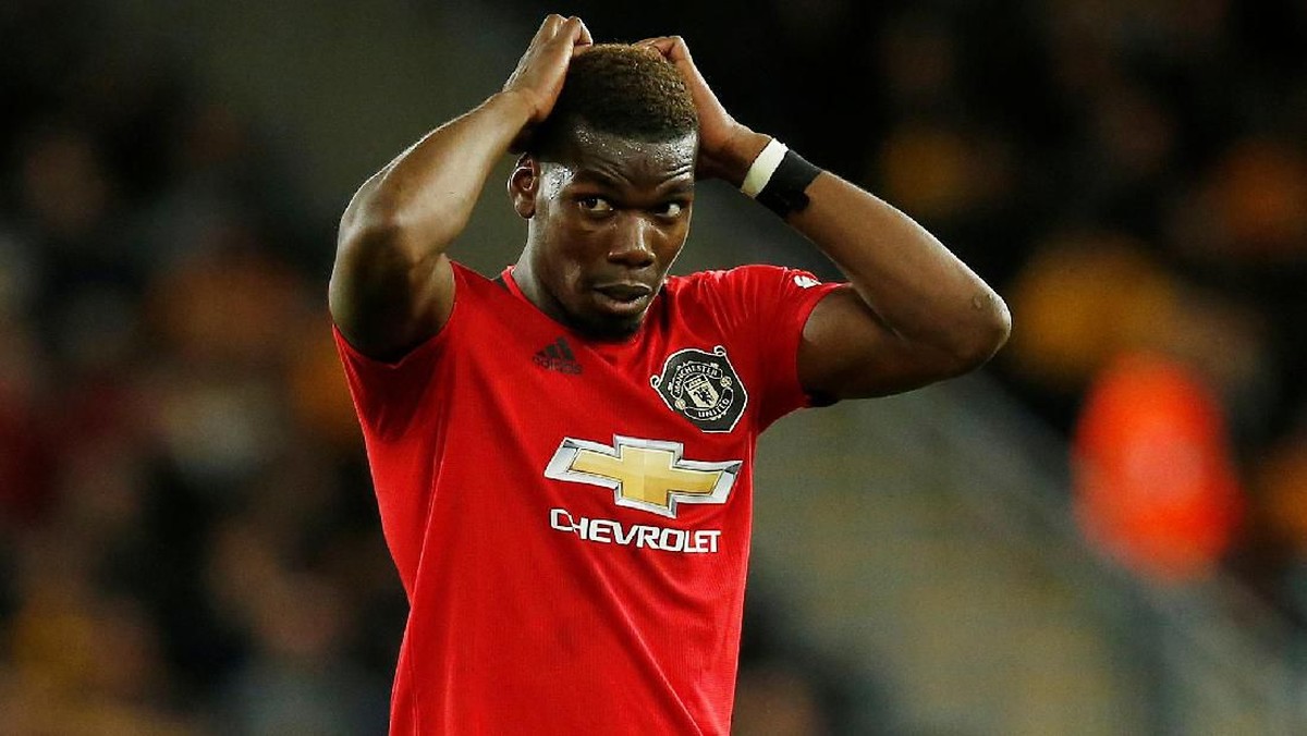 Paul Pogba gagal penalti saat Manchester United diimbangi Wolverhampton Wanderers (Foto: Andrew Yates/Reuters)