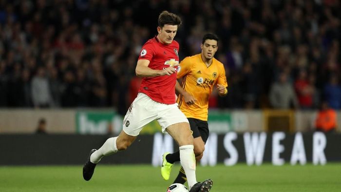 Harry Maguire dalam laga Wolverhampton vs MU (David Rogers/Getty Images)