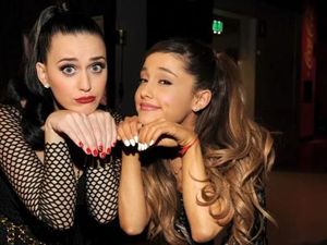 Duh Baiknya! Ariana Grande Bayari Pesanan Sushi Katy Perry