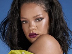 Rihanna Rilis Otobiografi Visual, Ada 1.000 Jepretan Foto Dirinya